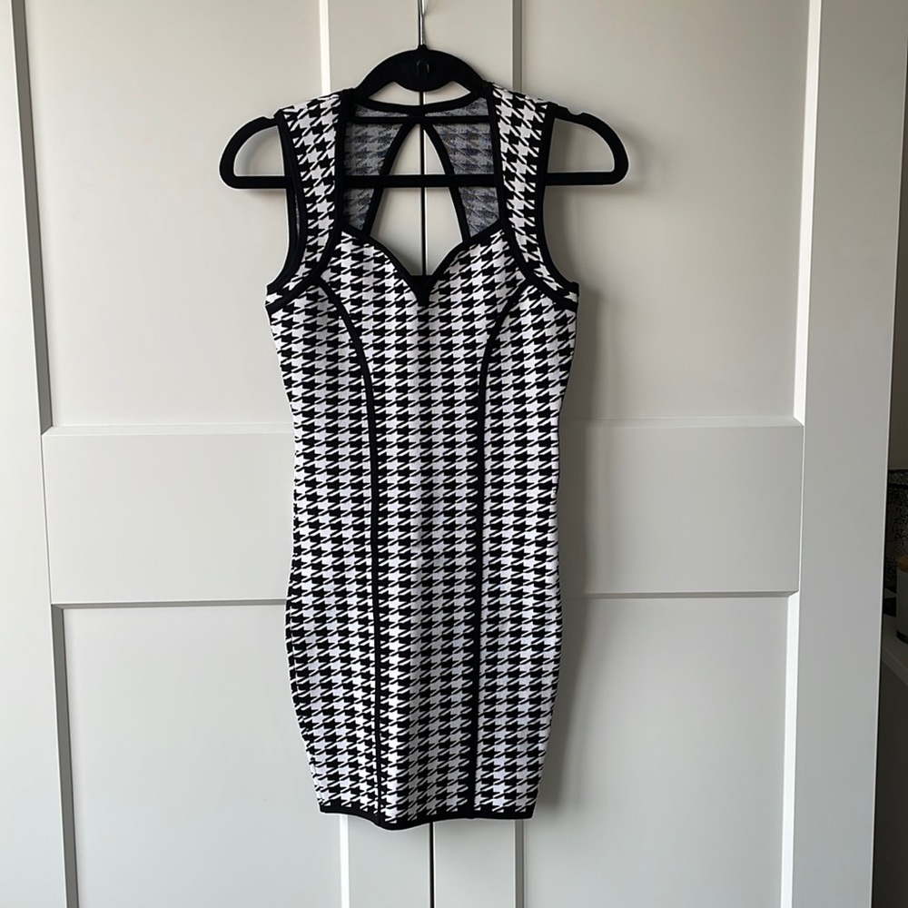 Guess Houndstooth Bodycon Mini Dress